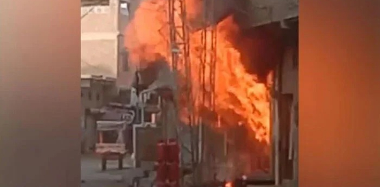 حیدرآباد سلنڈر دھماکہ: سول اسپتال کراچی میں زیر علاج ایک اور زخمی دم توڑ گیا