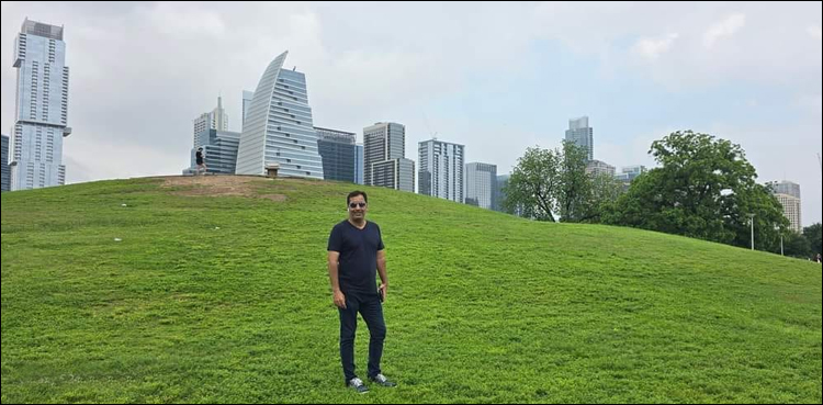 روشنیوں کے شہر سے روشنیوں کے ملک تک کا سفر، ایک سفر نامہ جس نے کئی جواب دے دیے
