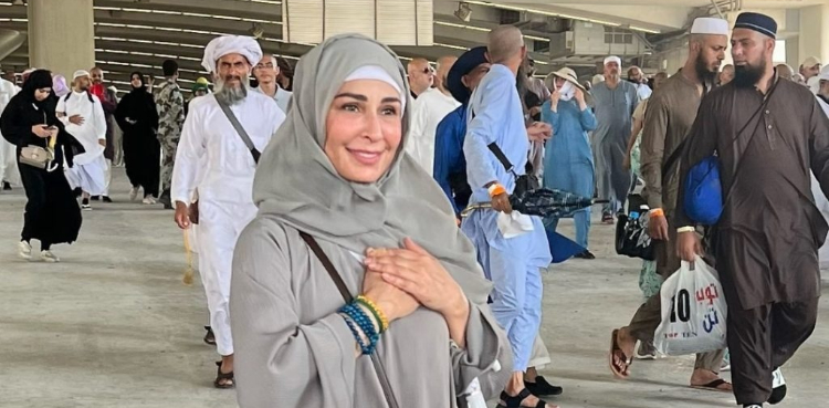 ریما خان حج کی ادائیگی کیلئے سعودی عرب پہنچ گئیں