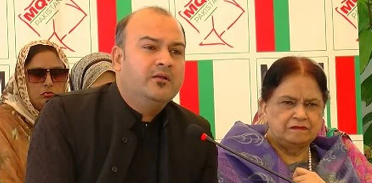 اس بار بھی بارانِ رحمت کو کراچی والوں کیلئے زحمت ثابت کرنے کی تیاری، علی خورشیدی کی سندھ حکومت پر تنقید