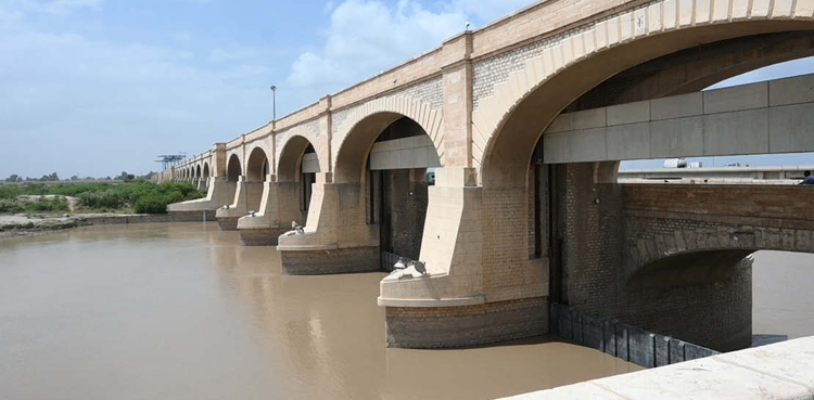 سکھر بیراج