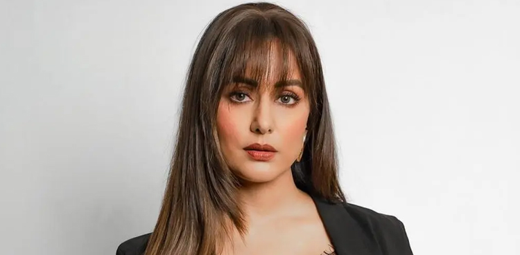 بریسٹ کینسر کی تشخیص کے بعد حنا خان کا پہلا بیان سامنے آگیا
