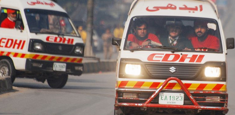 دادو : انڈس ہائی وے پر خوفناک حادثہ ، 5 افراد جاں بحق