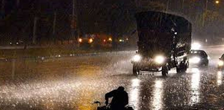 کراچی میں بارش