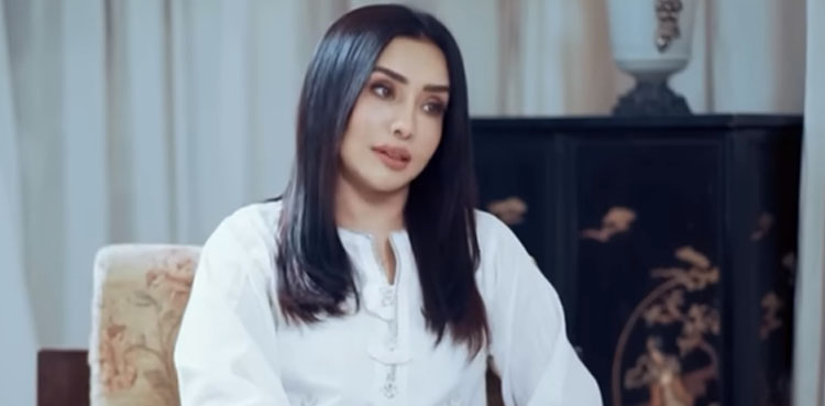 شادی کی صبح پتا چلا میں شوہر کی تیسری بیوی ہوں، مائرہ خان