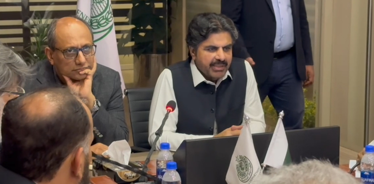 کے-الیکٹرک بجلی چوری کرنے والوں کی سزا عام شہریوں کو نہ دے، سندھ حکومت
