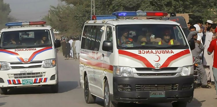 ہری پور: مسافر وین کھائی میں گرنے سے 4 افراد جاں بحق، 8زخمی