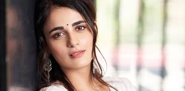 رادھیکا مدن کو کس بات کا افسوس ہے؟ Radhika Madan Irrfan Khan