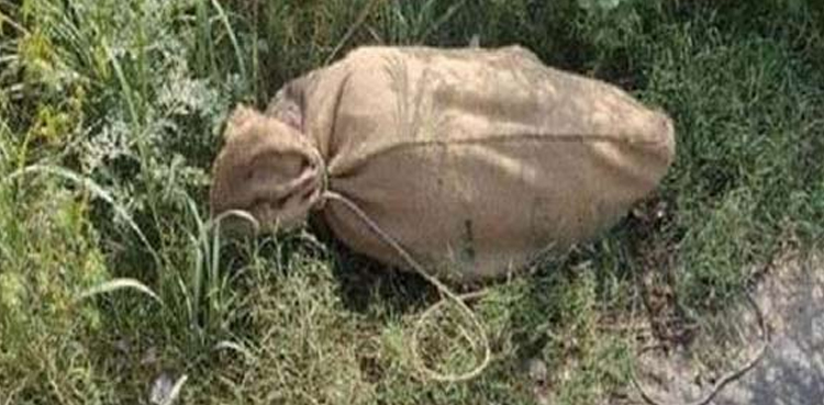 کراچی : قبرستان سے لڑکی کی بوری بند ٹکڑوں میں لاش برآمد