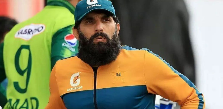دنیا کی کرکٹ کیساتھ چلنا ہے تو تیز کھیلنا ہوگا، مصباح الحق