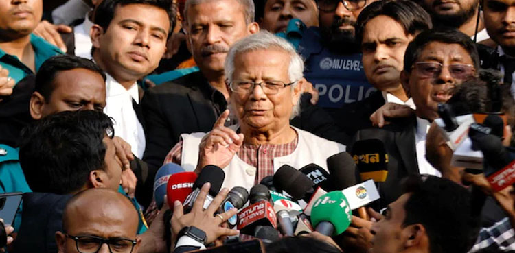 بنگلہ دیشی طلبہ کا نوبل انعام یافتہ محمد یونس کو ملک کا سربراہ مقررکرنیکا مطالبہ