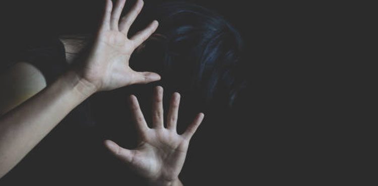 طلباء کے کیمپ میں 13 سالہ لڑکی سے زیادتی