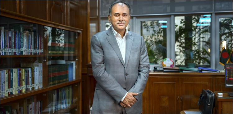 بنگلادیش میں استعفوں کا سلسلہ جاری، مرکزی بینک کے گورنر، ڈھاکا یونیورسٹی وائس چانسلر بھی مستعفی