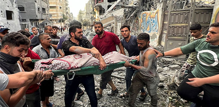 غزہ جنگ : اسرائیلی فورسز نے پناہ گزین کیمپوں کو مقتل بنا دیا