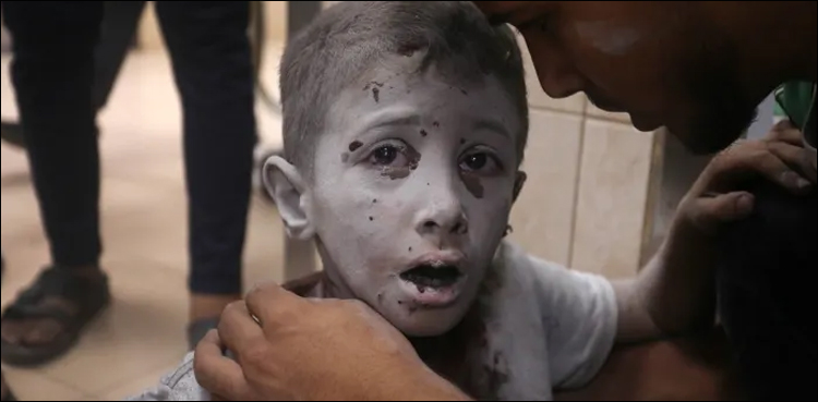 غزہ میں اسرائیلی فوج کی اسکول پر بمباری، 100 فلسطینی شہید