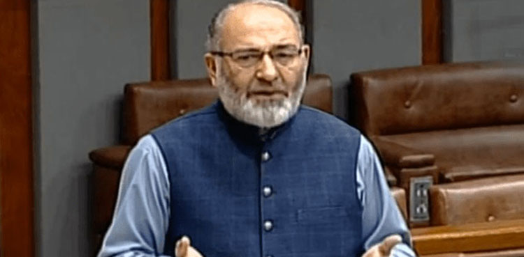 مشتاق احمد