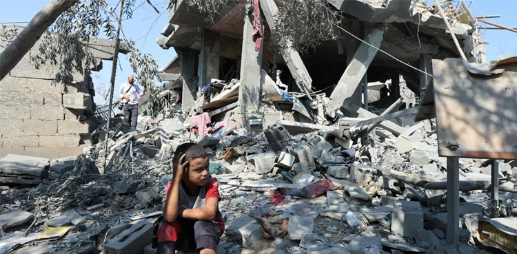 اسرائیل کی غزہ کے اسکول پر بمباری، 15 فلسطینی شہید
