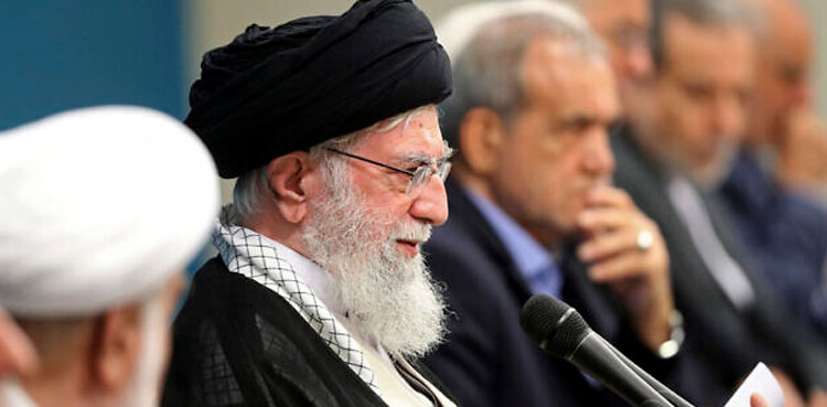 آیت اللہ خامنہ ای نے نیشنل سیکیورٹی کونسل کا ہنگامی اجلاس طلب کرلیا