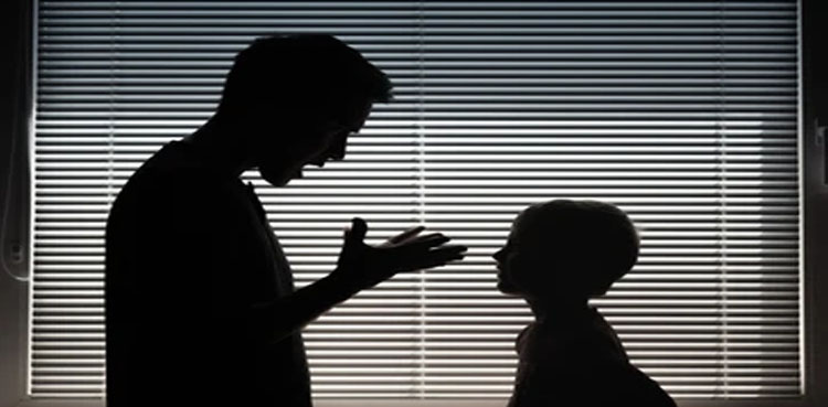 سوتیلے باپ نے پیسوں کی خاطر بیٹی پر ظلم کی انتہا کردی