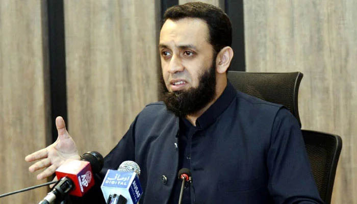 190 ملین پاؤنڈ کیس میں عمران خان شواہد پیش نہیں کر سکے، عطا تارڑ