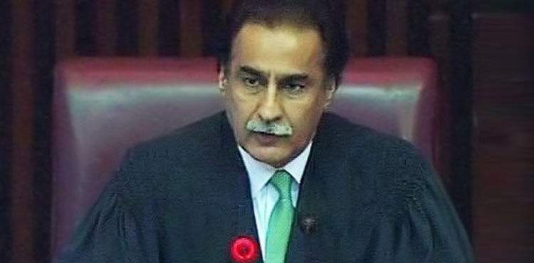 ایاز صادق