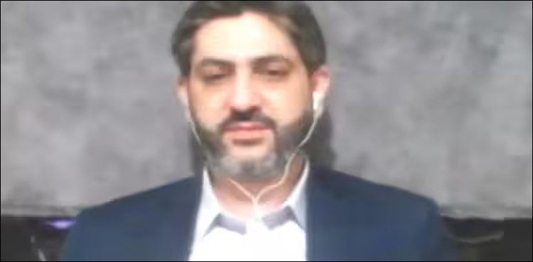 صحافی کے لائیو انٹرویو کے دوران اچانک میزائل حملہ ہو گیا، خوفناک ویڈیو وائرل