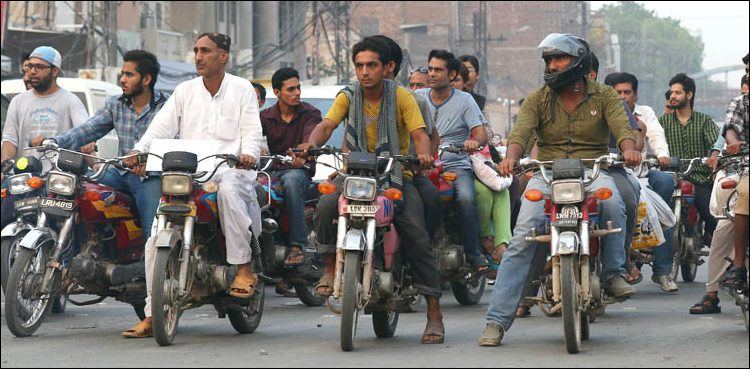 وزیراعلیٰ سندھ  نے موٹر سائیکل سواروں کو خبردار کردیا