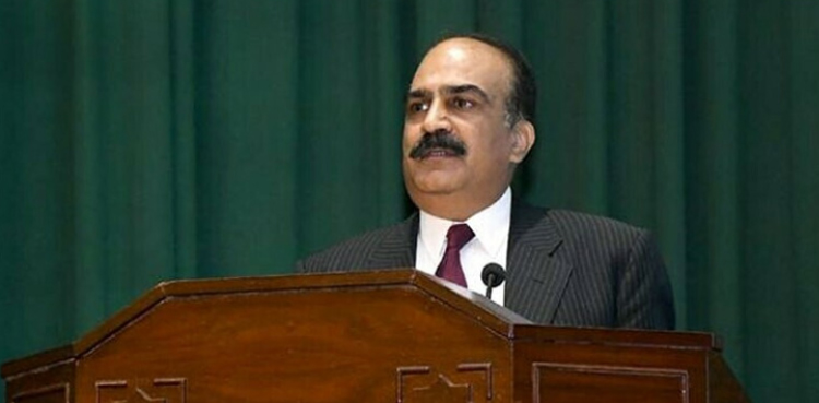 چیئرمین نادرا لیفٹیننٹ جنرل منیر افسر عہدے  پر بحال