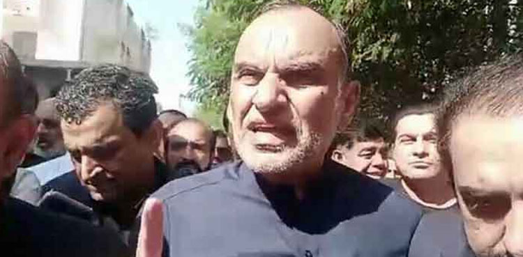 اٹک : پی ٹی آئی رہنما اعظم سواتی ڈسٹرکٹ جیل اٹک سے رہا