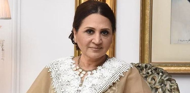 اسما عباس کو اسکن ٹریٹمنٹ کروانا مہنگا پڑ گیا، چہرہ شدید متاثر
