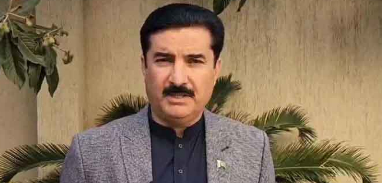خیبر پختونخوا حکومت سندھ کے ساتھ مناظرہ کر لے، فیصل کریم کنڈی