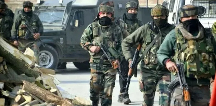 بھارتی فوج نے اپنی شکست کا بدلہ معصوم کشمیریوں سے لینا شروع کردیا