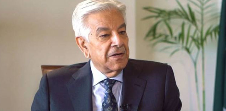 بانی پی ٹی آئی کے دور میں بہت سے سویلینز کا فوجی ٹرائل کیا گیا: خواجہ آصف