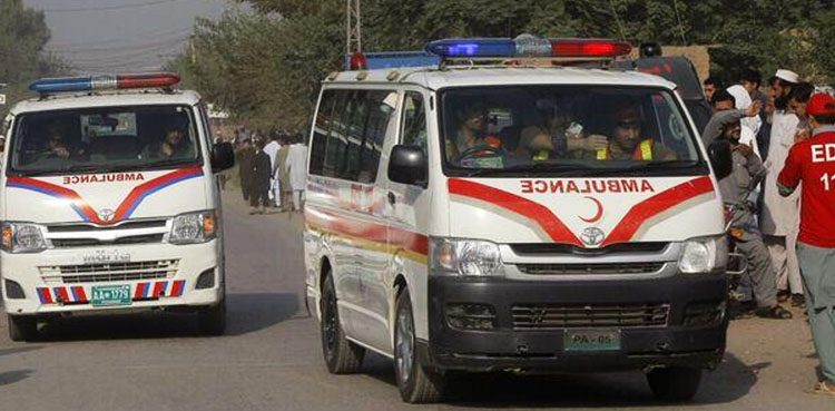 شکارپور: ٹریلر اور کار میں تصادم، 3 افراد جاں بحق