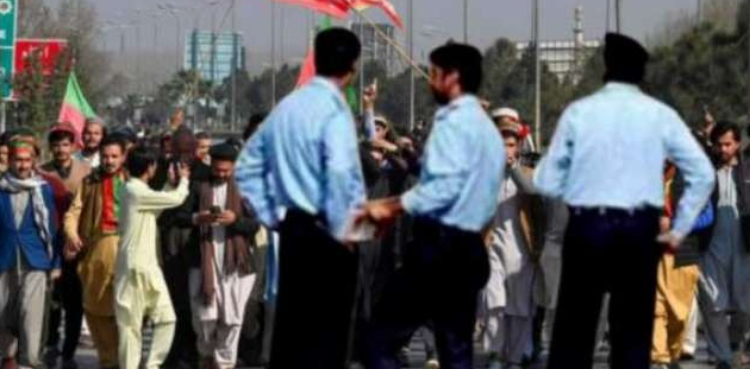 احتجاج سے قبل پی ٹی آئی کے 300 سے زائد کارکنان گرفتار