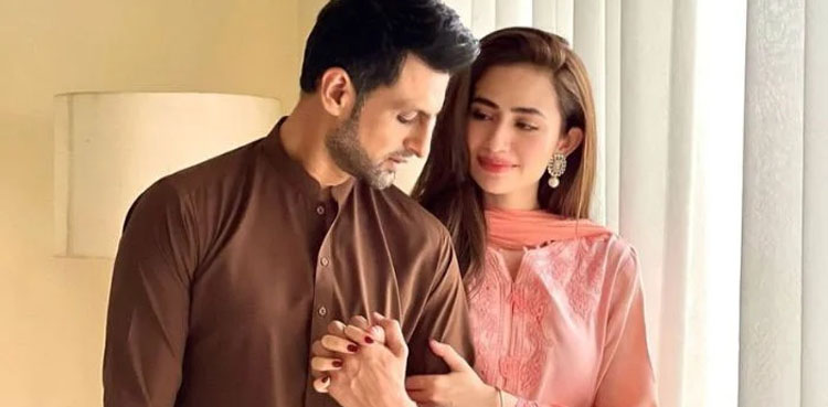 ثنا جاوید نے اپنی اور شعیب ملک کی نئی دلکش تصاویر شیئر کردیں