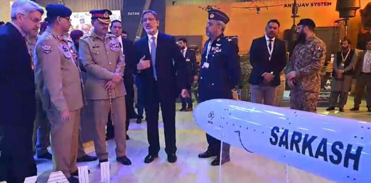 آرمی چیف کا دفاعی نمائش آئیڈیاز 2024 کا دورہ، اسلحہ و سازو سامان کا مشاہدہ