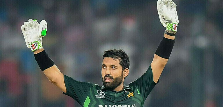 محمد رضوان کرکٹ کی تاریخ کا ورلڈ ریکارڈ بناتے بناتے رہ گئے!
