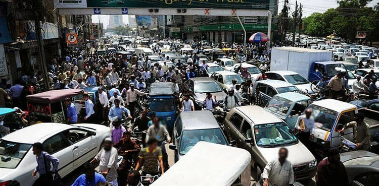 کراچی: مختلف علاقوں میں دھرنوں کے باعث شدید ٹریفک جام، شہری رُل گئے