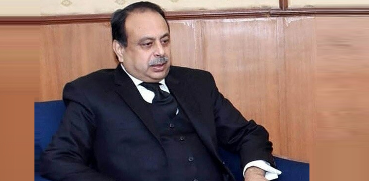 ملزم کا بنیادی حق ہے کہ ٹرائل میں سزا یا جزا وقت کیساتھ ملنی چاہیے، ماہر قانون اشتر اوصاف