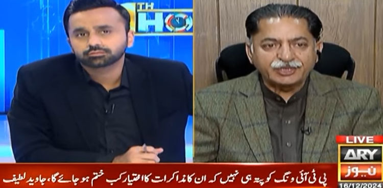 ’فیض حمید تنہا نہیں تھا قمر باجوہ بھی ساتھ تھا، ٹرائل ہونا چاہیے‘