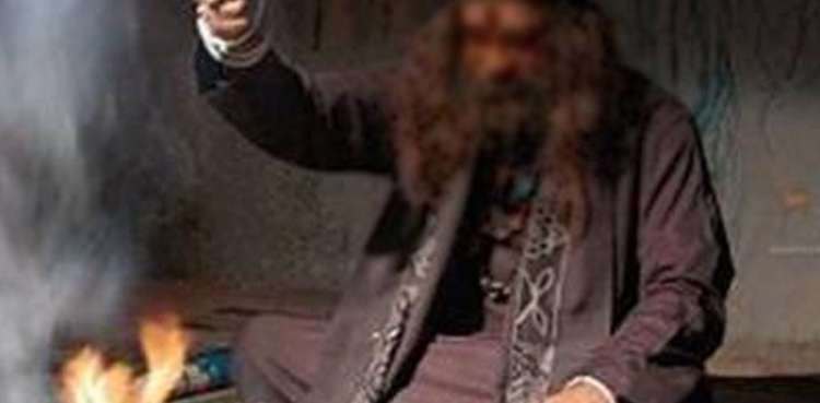 جعلی عامل اور والد کے ہاتھوں جن نکالنے کے دوران بیٹا قتل