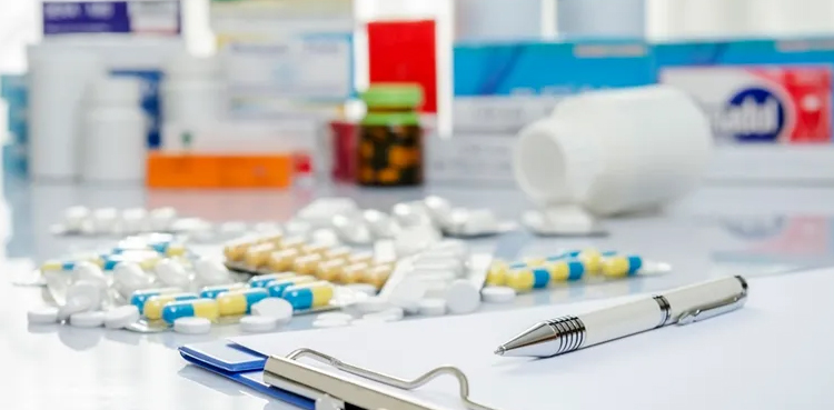 امپورٹڈ ادویات استعمال کرنے والے مریضوں کی بڑی مشکل آسان