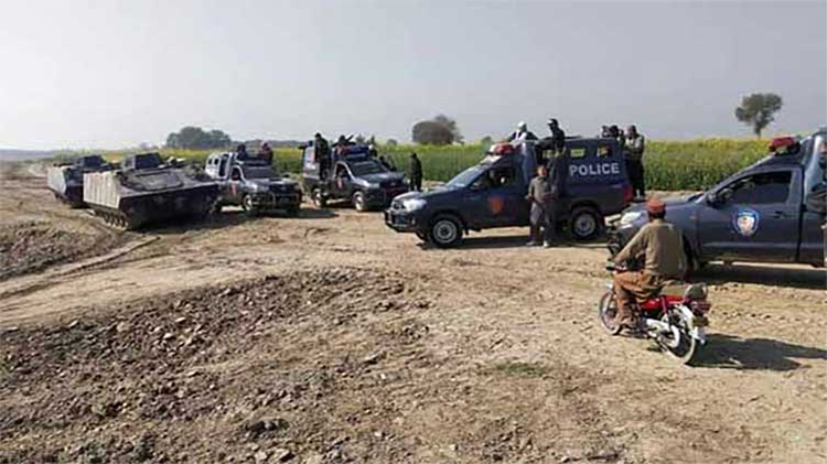 سکھر: کچے کے ڈاکوؤں کو اسلحہ فراہم کرنے والے 5 ملزمان گرفتار