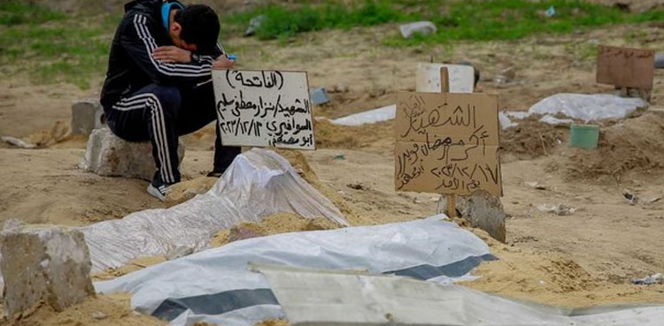 اسرائیلی فوج نے غزہ سے مظلوم فلسطینیوں کی لاشیں بھی چوری کرلیں