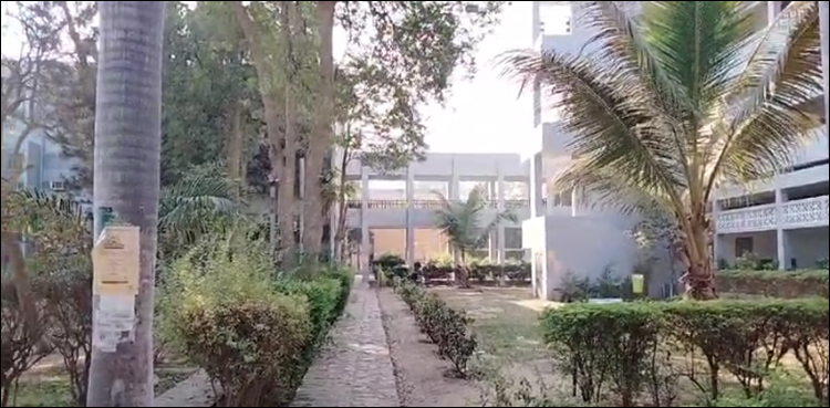 سندھ کی تمام سرکاری یونیورسٹیوں میں پیر اور منگل کو تدریسی سرگرمیوں کے مکمل بائیکاٹ کا اعلان