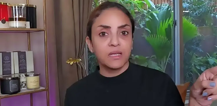 نادیہ خان کا ٹرولز کو سخت جواب