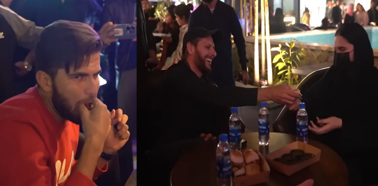 شاہد آفریدی داماد شاہین اور بیٹیوں کے ہمراہ کراچی کی فوڈ اسٹریٹ پہنچ گئے