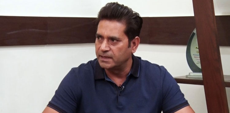 ہارنے کا مطلب یہ نہیں کہ پوری ٹیم تبدیل کر کے انڈر 19 کو لے آئیں، عاقب جاوید