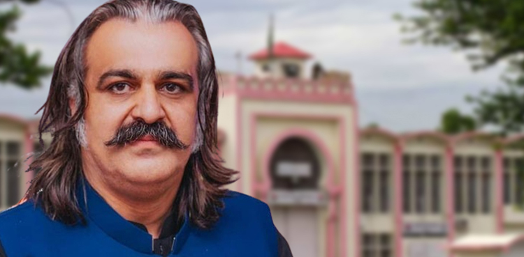 علی امین گنڈا پور کی  بانی پی ٹی آئی سے اڈیالہ جیل میں  اہم ملاقات؟  اندرونی کہانی سامنے آگئی